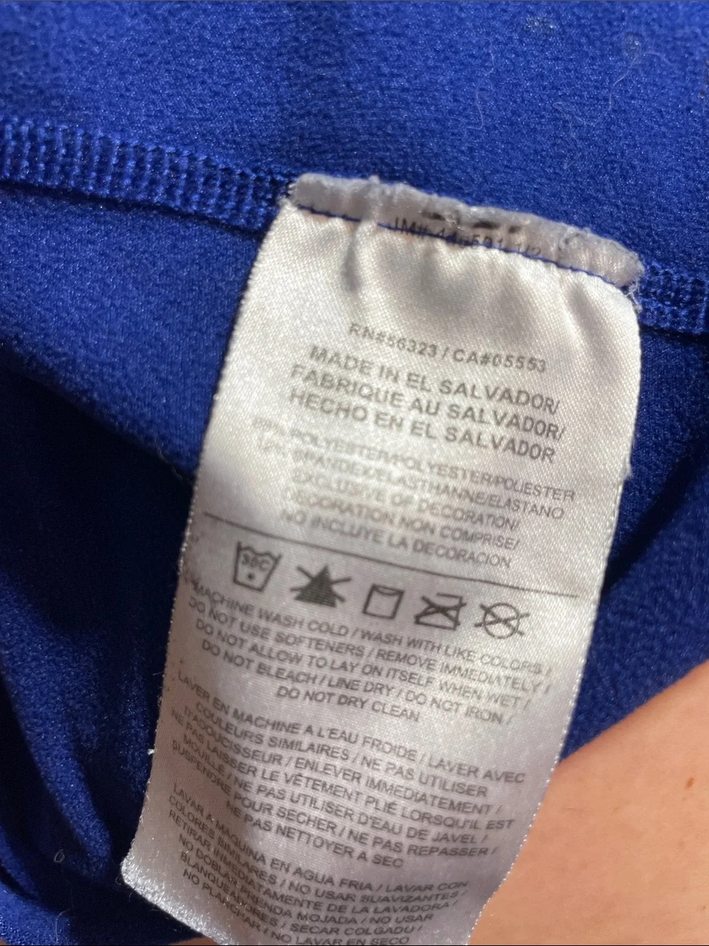 C15- Women’s Nike Pro XL  Blue Lightweight Hoodie Sweater